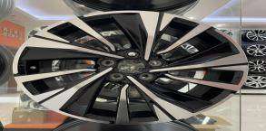 18x8.0 Inch Alloy Wheels 5 Holes Car Rim PCD 5x114.3, XX-XX572-MY76